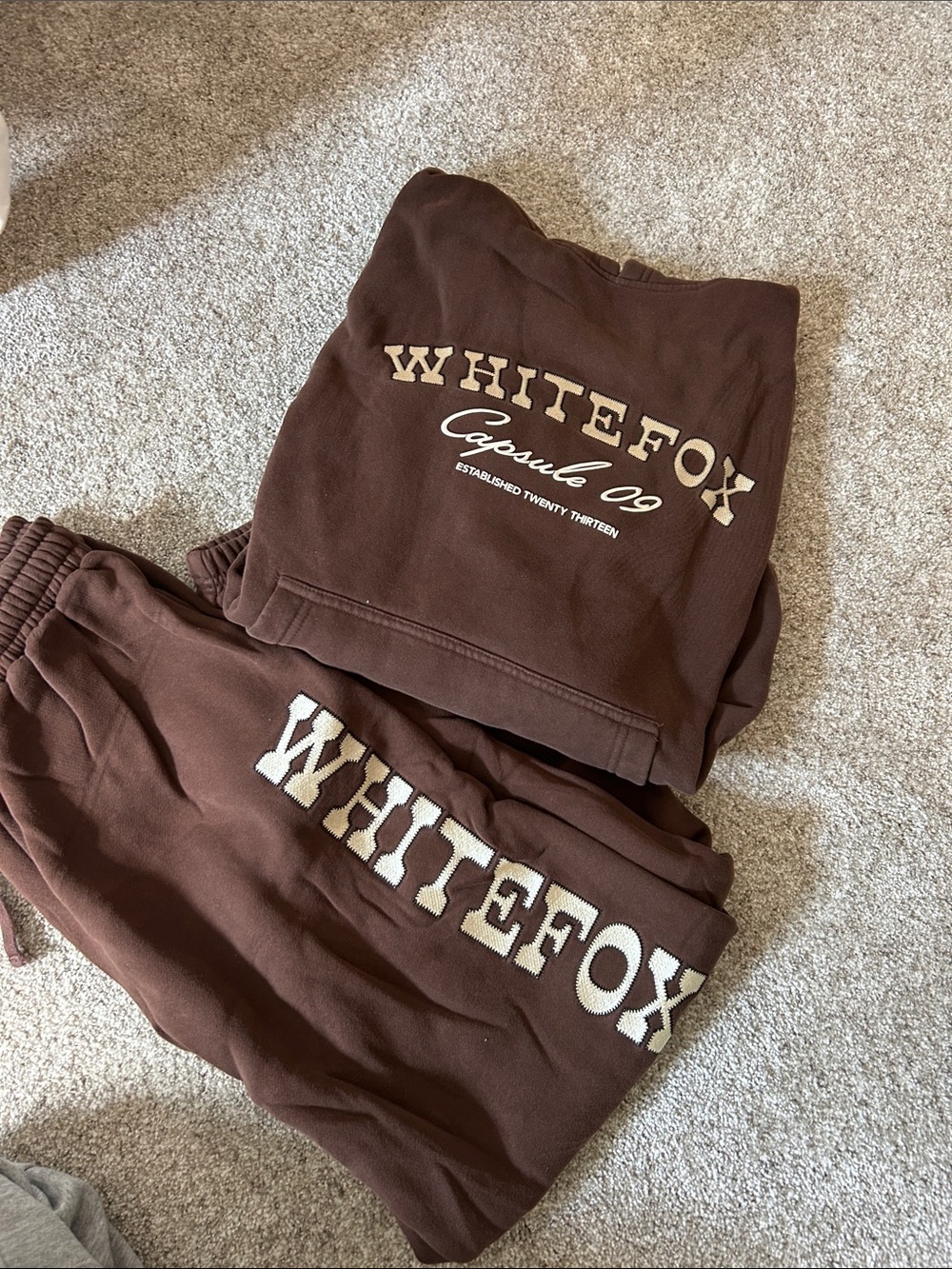 White Fox Boutique Brown Two-Piece Sweatshirt & Jogger Set